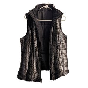 Reversible Faux Fur Vest L